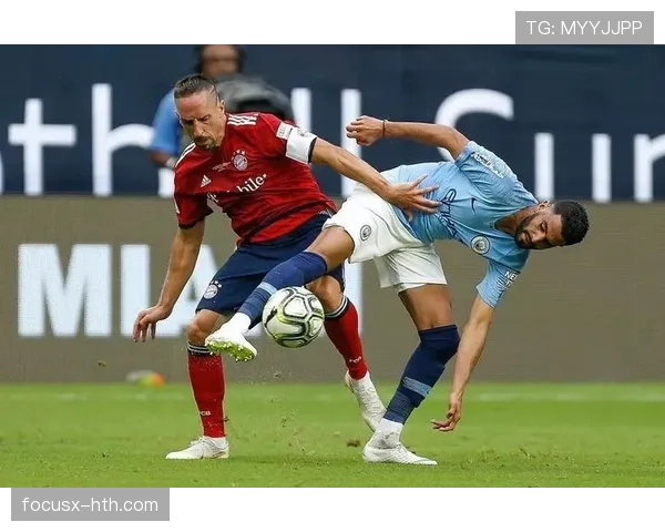 穆西亚拉率队逆转取胜，闪耀赛场缔造难忘胜利时刻