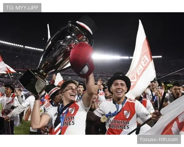 恩佐是否需更强队友?战术角色适配与体系依赖分析 恩佐是否需更强队友?战术角色适配与体系依赖分析